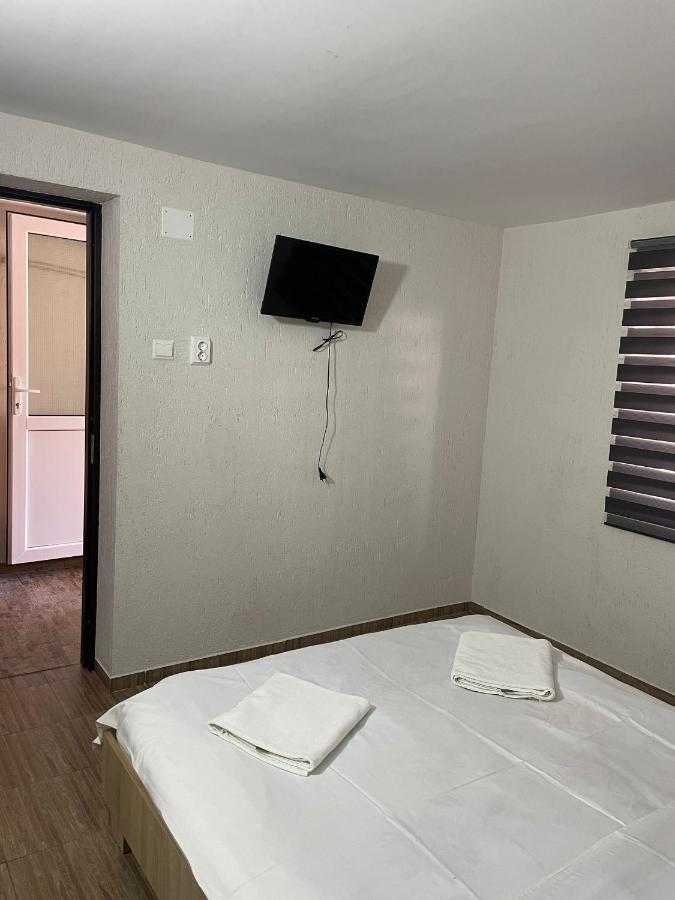 Complex Minerva Hotel Костинещи Екстериор снимка
